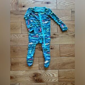 Macaroon+me alligator 🐊 pajamas